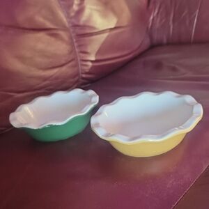 Emile Henry Yellow Scalloped Bowl